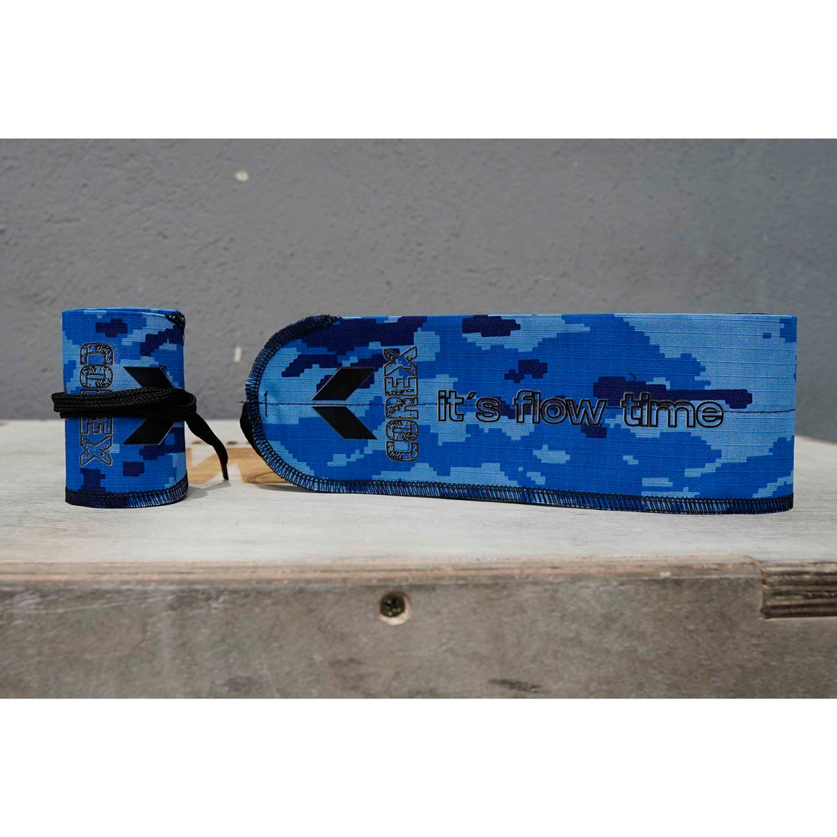 Muñequeras De Tela Pixelado Azul